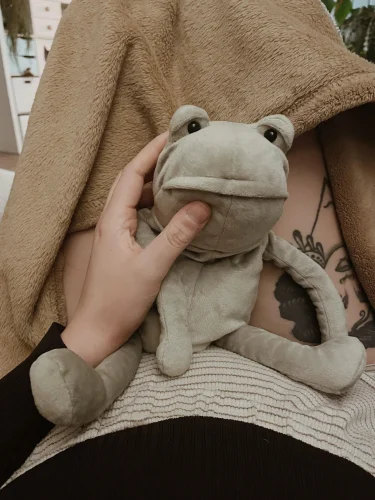 Jellycat Fergus Frog photo review